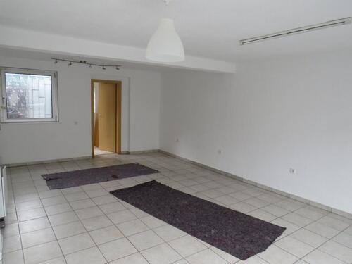 Foto - Ladenlokal, Praxis, Büro, 33 m² , fast zentral