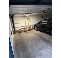 Einzelgarage mit Aussenplatz Mörsenbroicher Weg - Düsseldorf Stadtbezirk 6