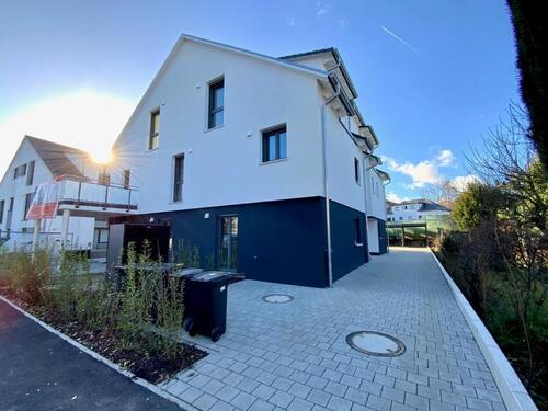 Foto - 3-Zimmer-Wohnung im Effizienzhaus mit EBK, Parkett und Aufzug