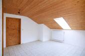 Foto - 2 Zimmer Dachgeschoßwohnung zur Miete in Altdorf