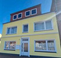 komplett renovierte 2 Zimmer Wohnung ab sofort o. später frei - Jever