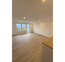 Moderne 3-Zimmer-DG Wohnung mit Balkon & Tiefgaragenstellplatz - Mosbach