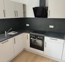 Erstbezug am Klinikum: 2-Zimmer-Whg mit Terrasse inkl. Küche - Weiden in der Oberpfalz