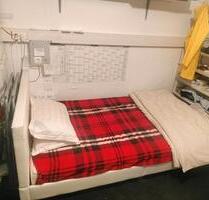 1 Zimmer Wohnung - 465,00&nbsp;EUR Kaltmiete, ca.&nbsp; 24,00&nbsp;m&sup2; in Stuttgart (PLZ: 70327) Luginsland