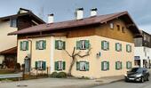 Foto - Wohnen & Arbeiten im Ortskern: gr. Haus mit Garten und XXL-Garage