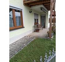 EG-WOHNUNG, 85qm, Bj. 1975 - 750,00 EUR Kaltmiete, in Marklkofen (PLZ: 84163)