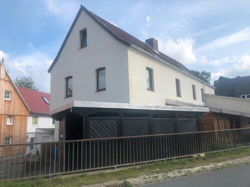 Foto - Große Wohnung mit 3 (4) Schlafzimmern und Carport