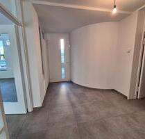 5-Zimmerwohnung - 2.200,00&nbsp;EUR Kaltmiete, ca.&nbsp; 173,00&nbsp;m&sup2; in Lorsch (PLZ: 64653)