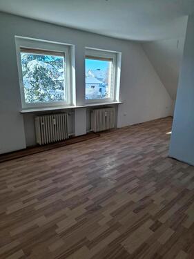 Foto - 2 Zi DG WOHNUNG VOGELHERD - 640,00&nbsp;EUR Kaltmiete, ca.&nbsp; 61,00&nbsp;m&sup2;
