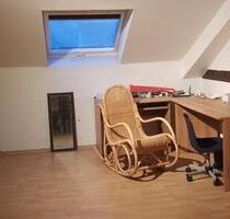 Möbliertes WG-Zimmer in Duisburg-Hamborn - Ratingen Tiefenbroich