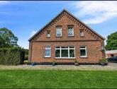 Foto - Mehrfamilienhaus mit 4 Wohneinheiten + Bauland