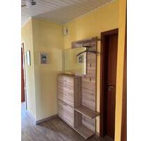 Attraktive und gepflegte 3-Raum-Dachgeschosswohnung mit EBK und n - Bissingen