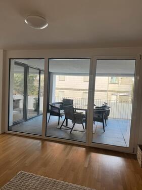 Foto - 3 Zimmer Mietwohnung - 1.300,00&nbsp;EUR Kaltmiete, ca.&nbsp; 95,00&nbsp;m&sup2;