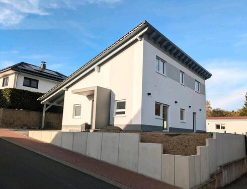 Foto - Zu Vermieten Einfamilienhaus Ruhige Lage