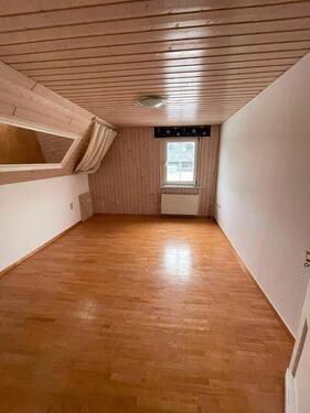 Foto - Dachgeschoßwohnung in Sinn zur Miete