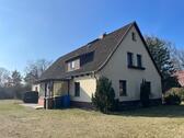 Foto - Einfamilienhaus mit großem Grundstück und Ausbaureserve