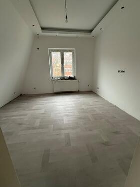 Foto - große renovierte Doppelhaushälfte mit Garten