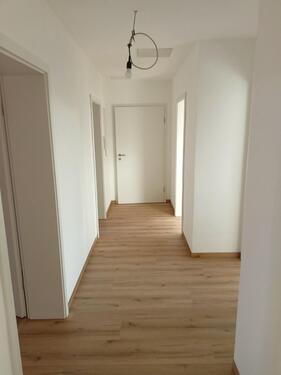 Foto - ERSTBEZUG nach Generalsanierung 4-Zimmerwohnung im 1.OG mit 93qm