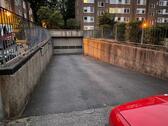 Foto - Tiefgaragenstellplatz Garath Emil-Barth-Str 101- geräumige Anlage
