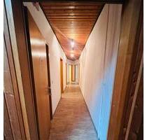 Helle 4 Zimmerwohnung - 400,00&nbsp;EUR Kaltmiete, ca.&nbsp; 100,00&nbsp;m&sup2; in Altena (PLZ: 58762)