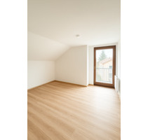 Frisch sanierte 3-Zimmer WHG mit Balkon, Stellplatz & Hobbyraum - Geretsried