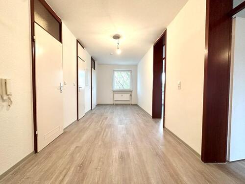 Foto - Umfassend sanierte großzügige Familienwohnung inkl. ebenerdiger Dusche