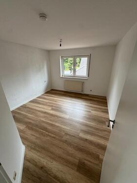 Foto - Helle 55 m² Wohnung im 1. OG mit Balkon