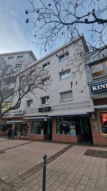 Foto - Gepflegtes WG-Zimmer in einer Frauen-WG in der Pforzheimer Innenstadt