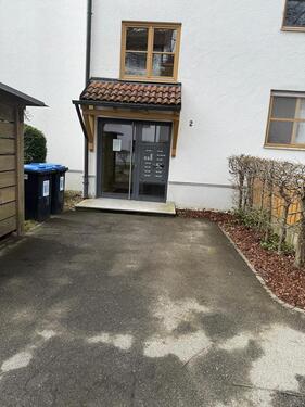 Foto - Helle 3-Zimmer-Wohnung mit Balkon in ruhiger Lage in Landsberg