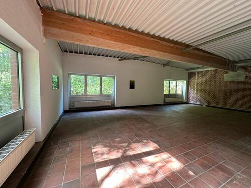 Foto - Lagerhalle 143m2 - 715,00 EUR Kaltmiete,