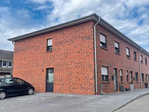 Foto - Schönes, neuwertiges Reihenhaus in Bösel, ruhige Lage