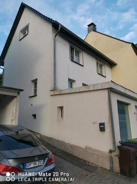 Foto - Haus zu verkaufen - 330.000,00&nbsp;EUR Kaufpreis, ca.&nbsp; 170,00&nbsp;m&sup2;