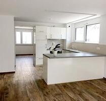 Helle 3-Zimmer-Wohnung mit Balkon & Tiefgarage - Nufringen