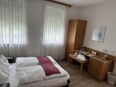 Foto - St. Wolfgang LKR Erding, möbliertes Appartement mit Doppelbett
