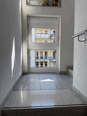 Foto - helle, moderne kleine 1-Raumwohnung mit Küche