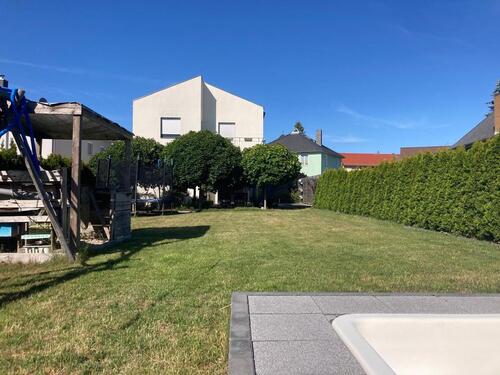 Foto - Ohne Makler - Einfamilienhaus mit Pool auf 560 qm Grundstück