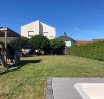 Ohne Makler - Einfamilienhaus mit Pool auf 560 qm Grundstück - Potsdam Drewitz