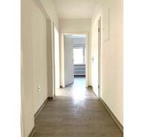 Bezusgfertige 3-Zimmer Wohnung in frisch modernisiertem Gebäude in bevorzugter Lage - Dortmund Mengede