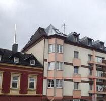 3 Zimmer - Fussbodenheizung - Balkon - 75m² -Zentral - Hof Altstadt