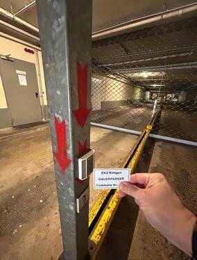 Foto - Tiefgaragenstellplatz im EKZ Röttgen, Wuppertal zu vermieten
