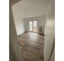 3-Zimmer-Wohnung, 83 m², Balkon ab sofort bezugsfrei, L-139 - Siegburg