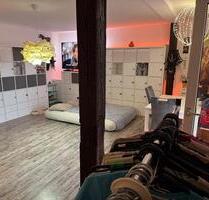 Schöne, große 1 Zimmer-Wohnung mit Balkon Isernhagen