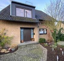 Wunderschönes Einfamilienhaus mit Einliegerwohnung in Kessebüren - Unna Hemmerde