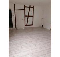 2 Raum Wohnung - 350,00 EUR Kaltmiete, in Sonneberg (PLZ: 96515)
