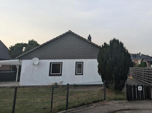 Foto - Einfamilienhaus - 225.000,00 EUR Kaufpreis,