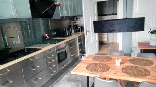 Foto - Schöne, ausgefallene 2 Zimmer Altbauwohnung, vollmöbliert