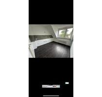 Top sanierte 3,5 Zimmer Wohnung in BESTLAGE! - Oberhausen Alsfeld