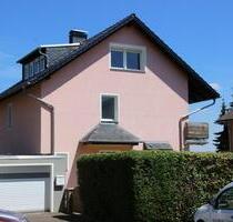 EFH in Walluf zur Miete - 2.400,00&nbsp;EUR Kaltmiete, ca.&nbsp; 200,00&nbsp;m&sup2; in Walluf (PLZ: 65396)