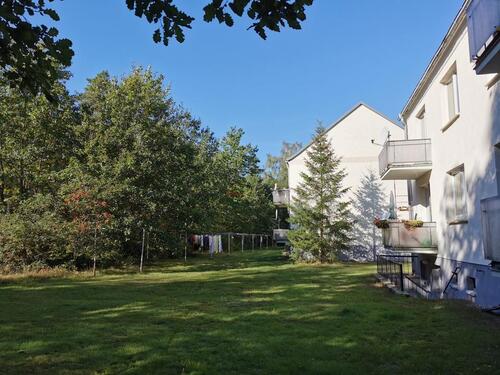 Foto - 2-Zi.-Whg., 60 m², gr. Bad, Wohnküche, Glasfaser, Garten, Wallbox