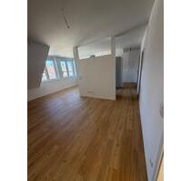 Neue, moderne 2 Zimmer Dachgeschosswohnung EBK - Bamberg Bamberg-Ost